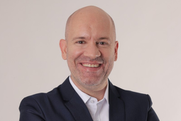 Imagem de destaque co conte[udo T&D em 2026: as tendências que vão redefinir o papel do RH no desenvolvimento de pessoas